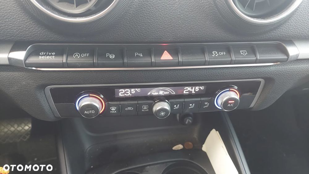 Audi A3 Sportback 1.6 TDI S tronic sport - 11