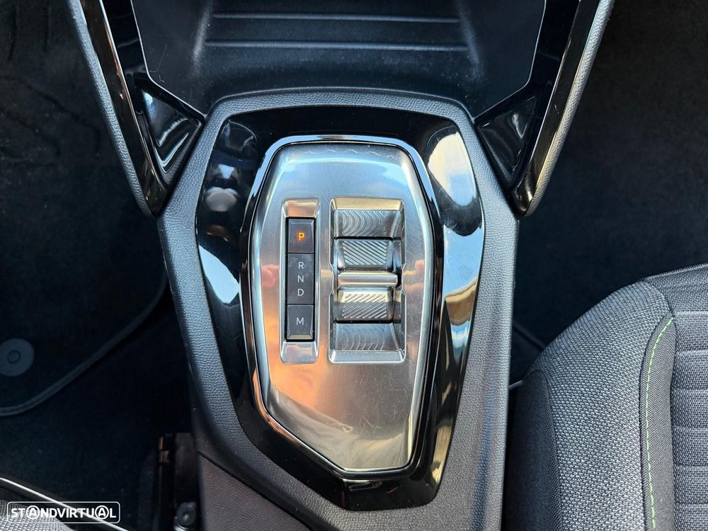 Peugeot 2008 1.5 BlueHDi Active Pack EAT8 - 21