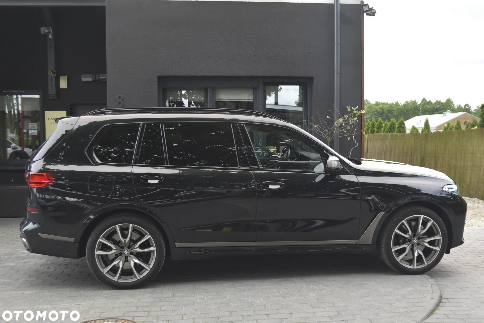 BMW X7 M50i sport - 34