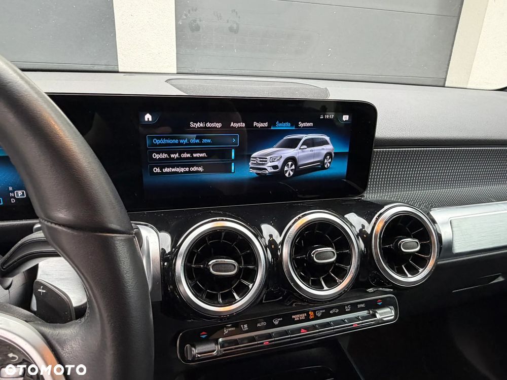Mercedes-Benz GLB 220 d Style 8G-DCT - 23