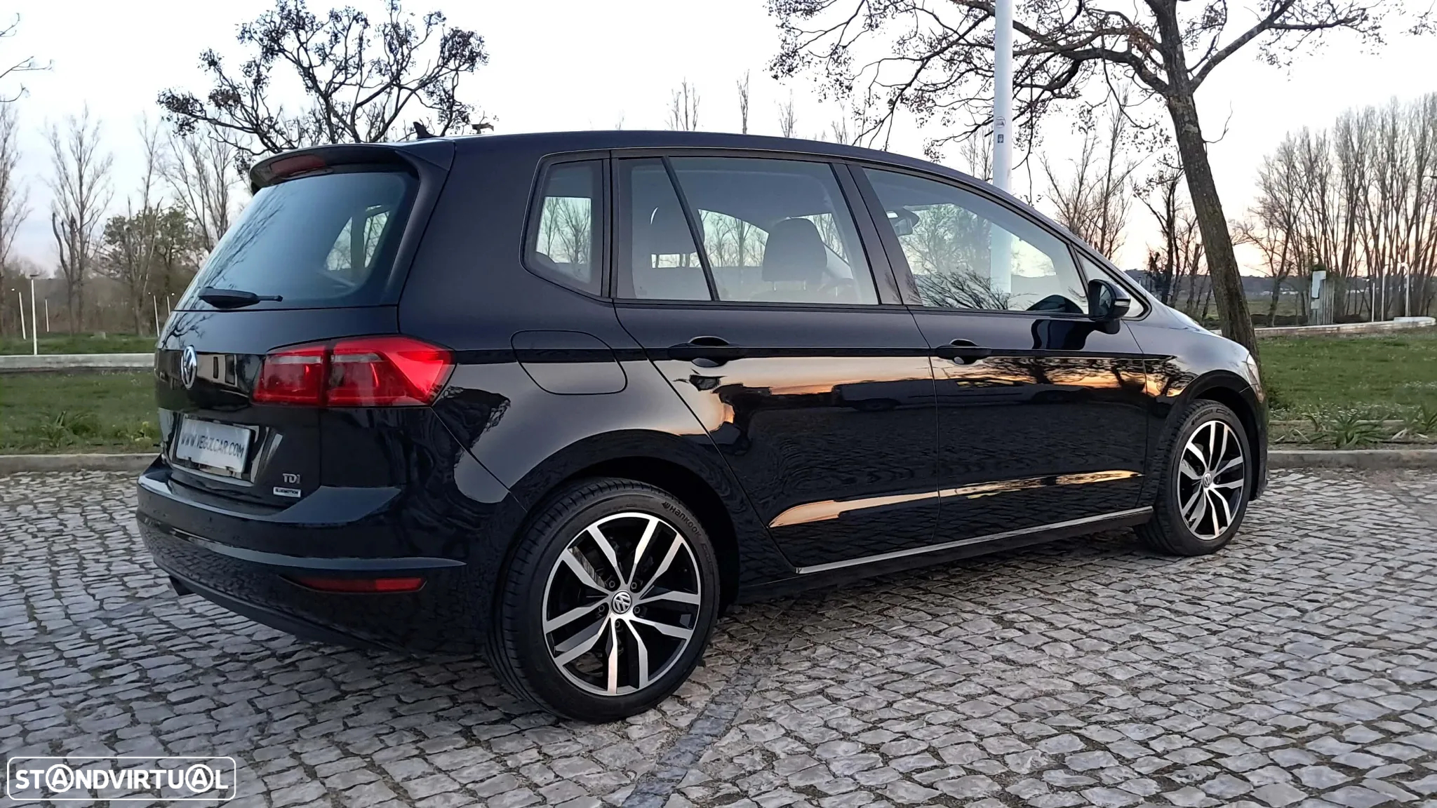 VW Golf Sportsvan 1.6 TDI BlueMotion Comfortline - 9