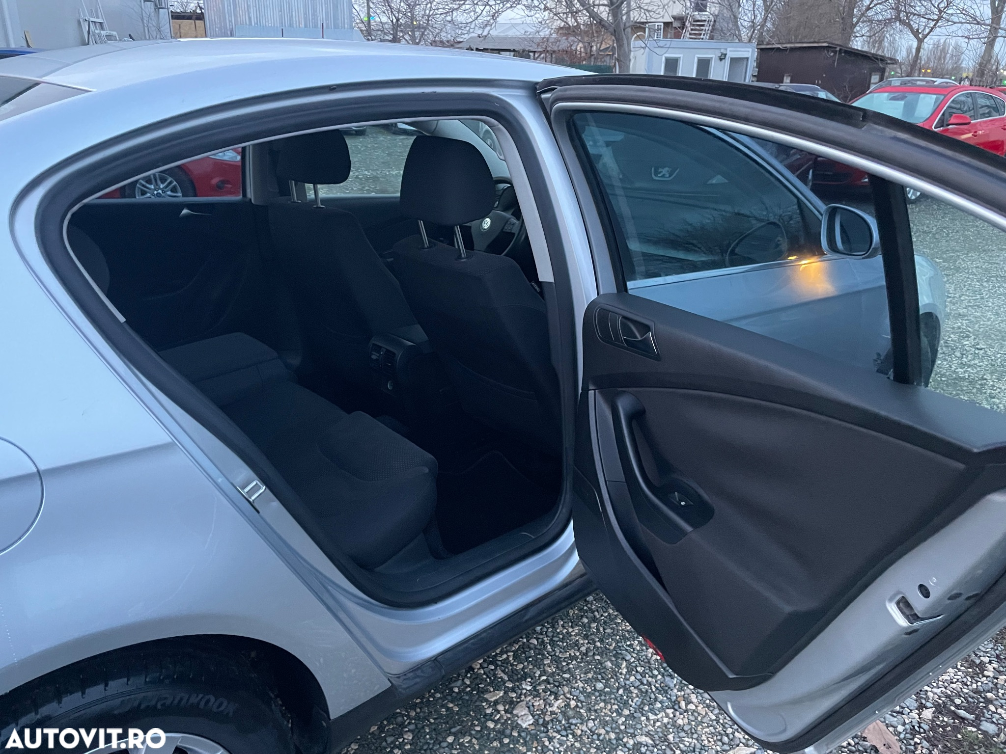 Volkswagen Passat 2.0 TDI DPF Comfortline - 13