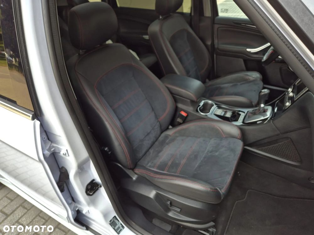 Ford S-Max - 20