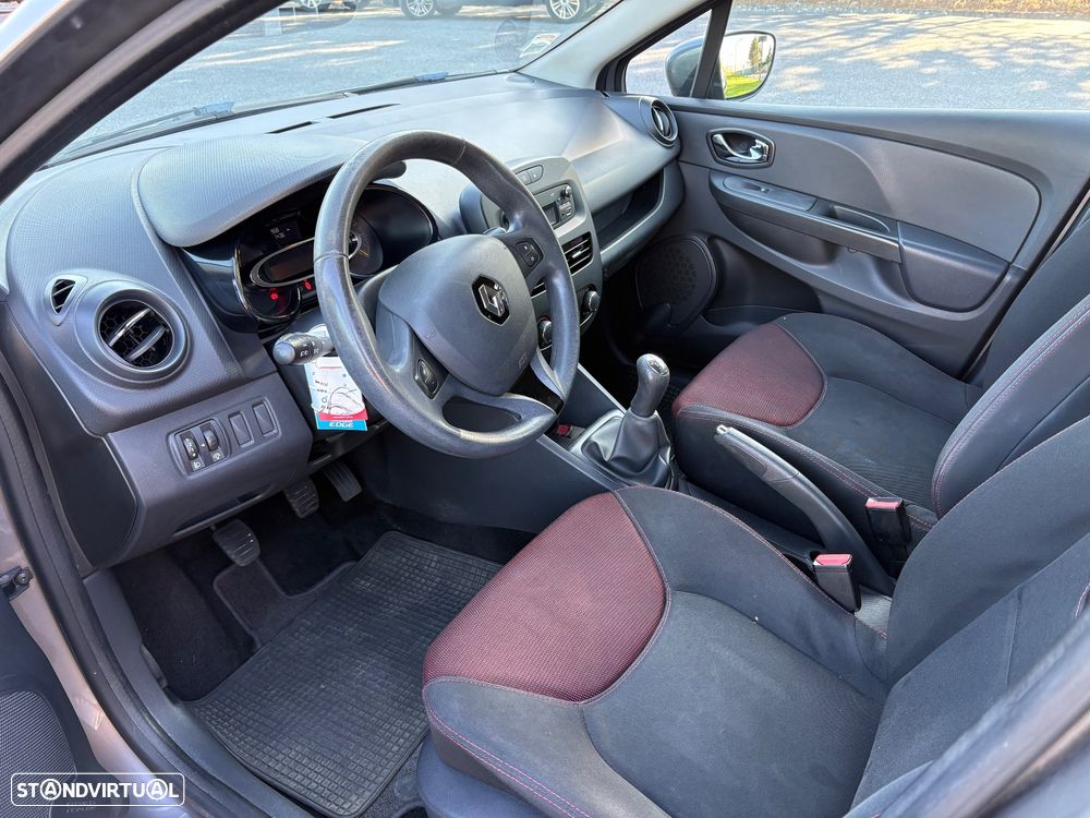 Renault Clio 1.2 16V Confort - 8
