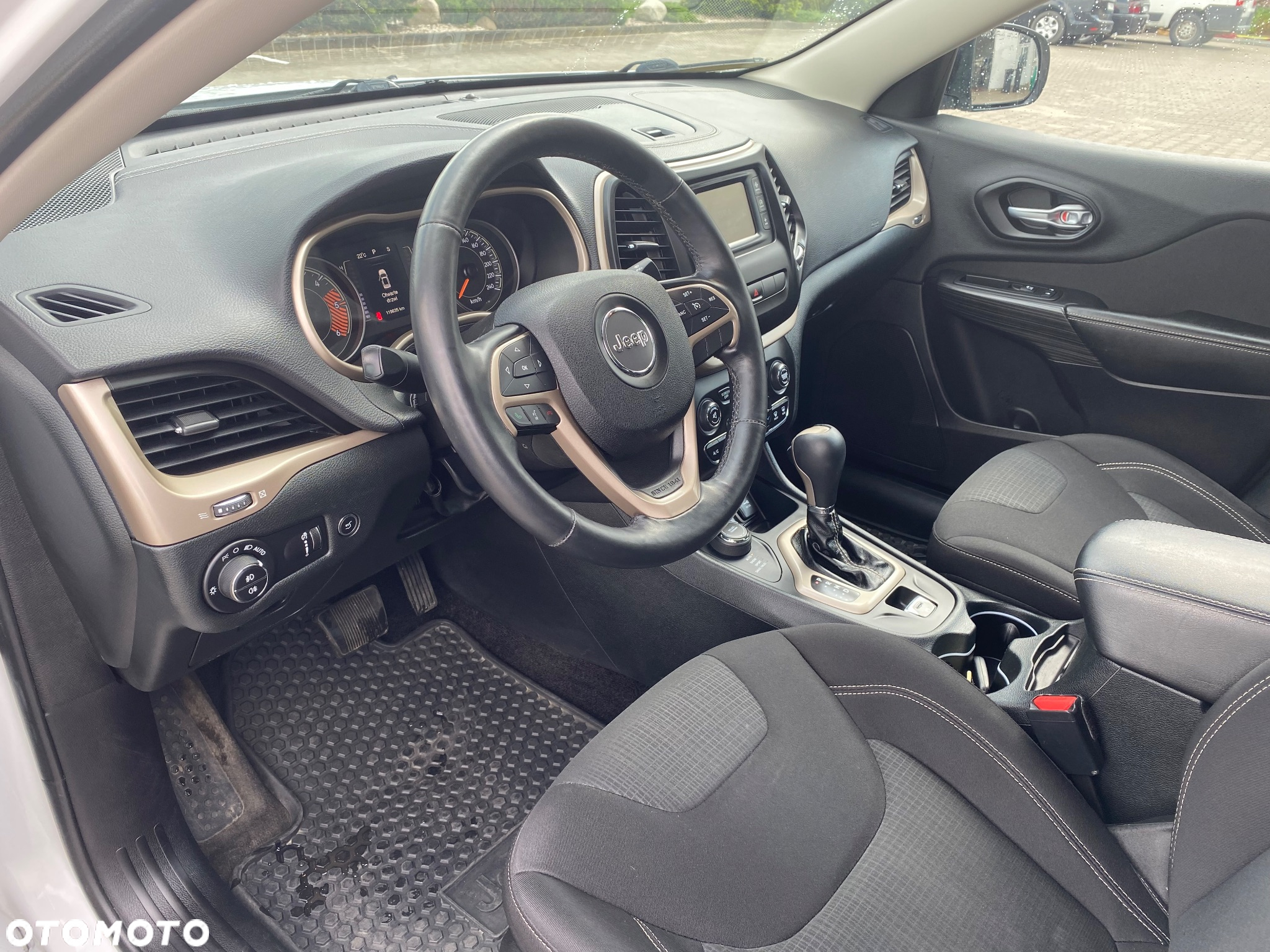 Jeep Cherokee 2.0 MJD Active Drive I Longitude - 25