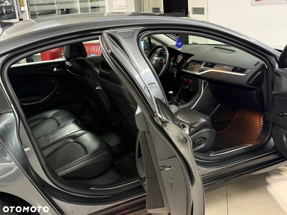 Citroën C5 2.0 HDi Exclusive - 33