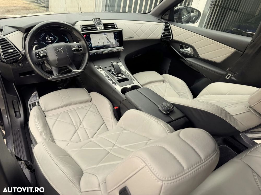 DS Automobiles DS 7 Crossback - 17