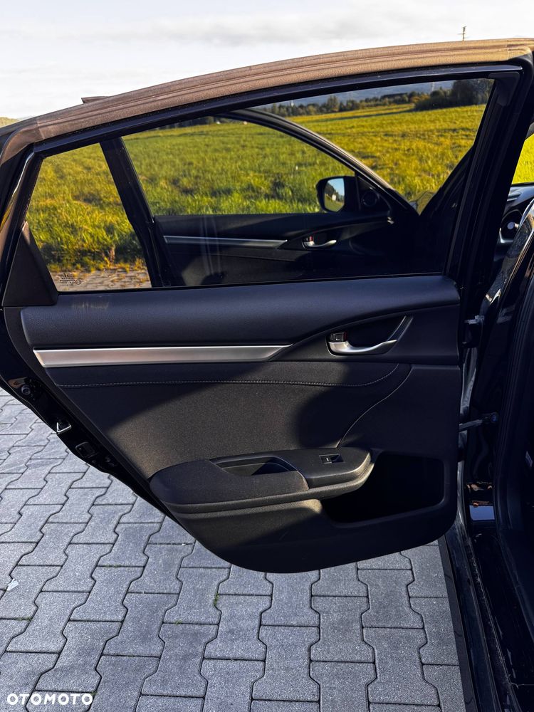 Honda Civic 1.5 T Sport (Navi) - 25