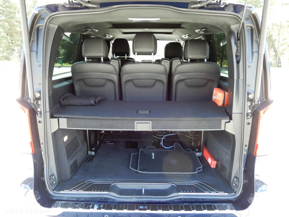 Mercedes-Benz Klasa V 300 d 4-Matic Exclusive 9G-Tronic (d³ugi) - 18