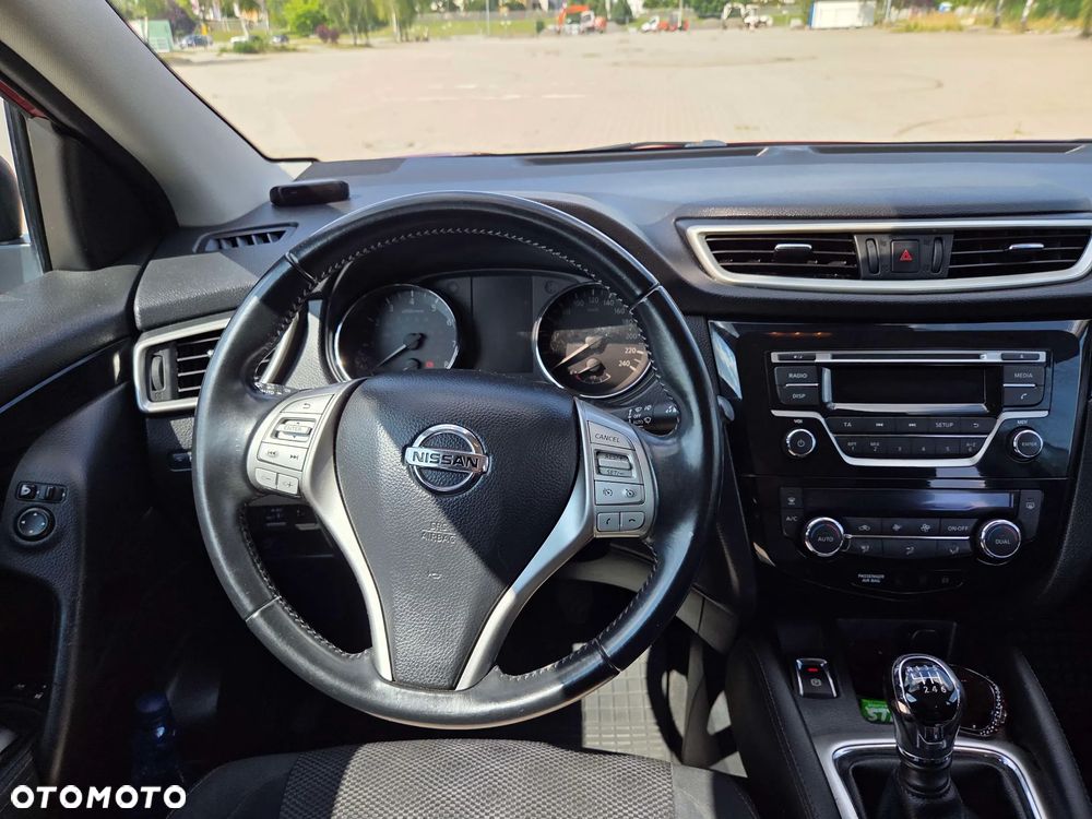 Nissan Qashqai 1.2 DIG-T Visia - 8