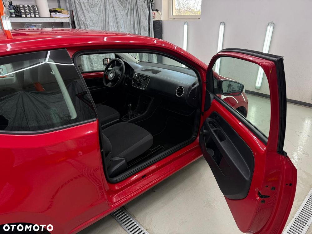 Volkswagen up! - 10