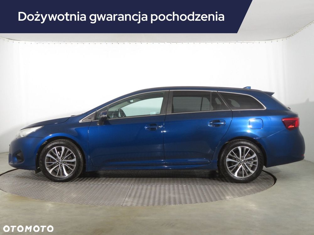 Toyota Avensis - 4