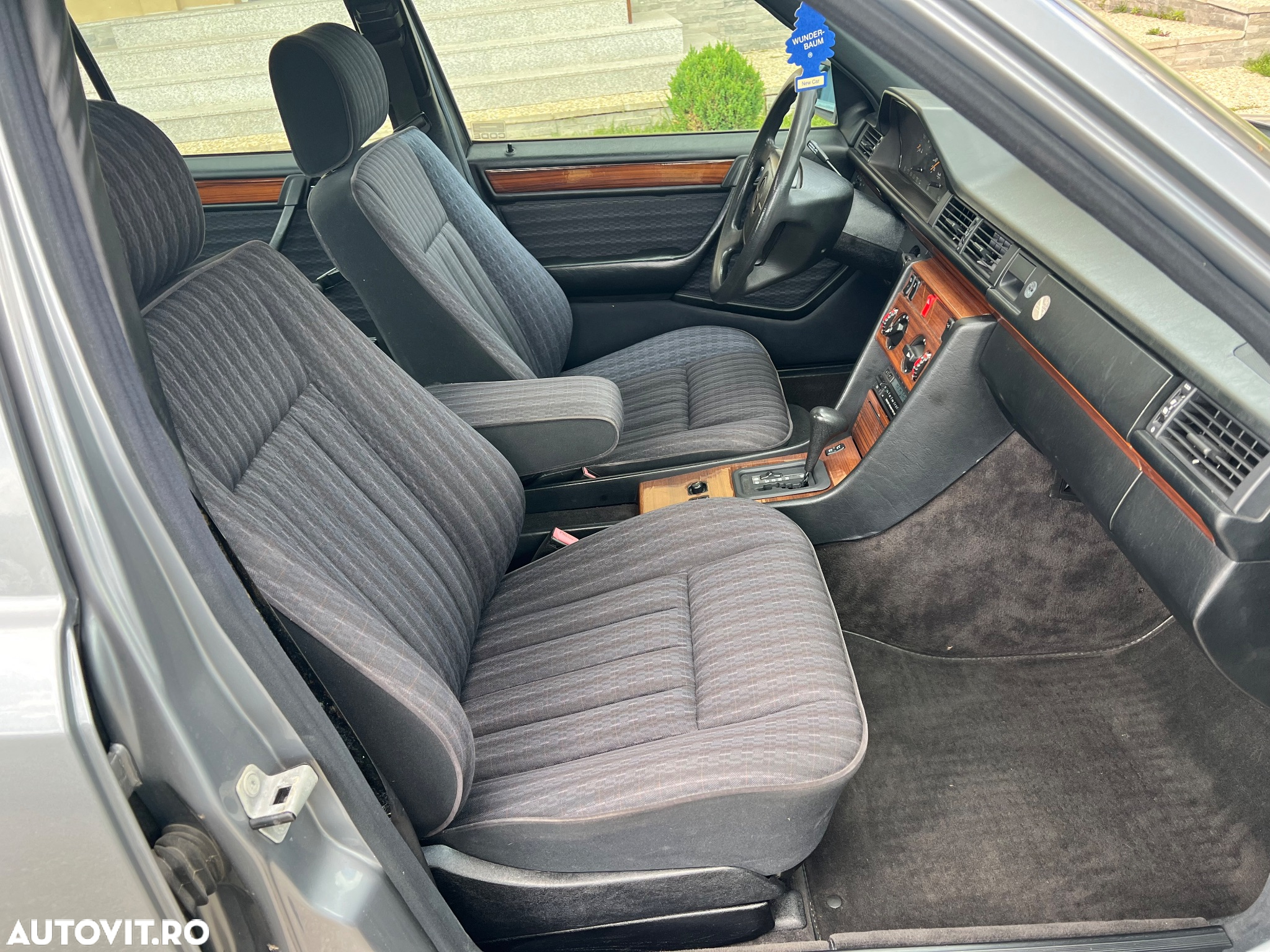 Mercedes-Benz W124 - 10