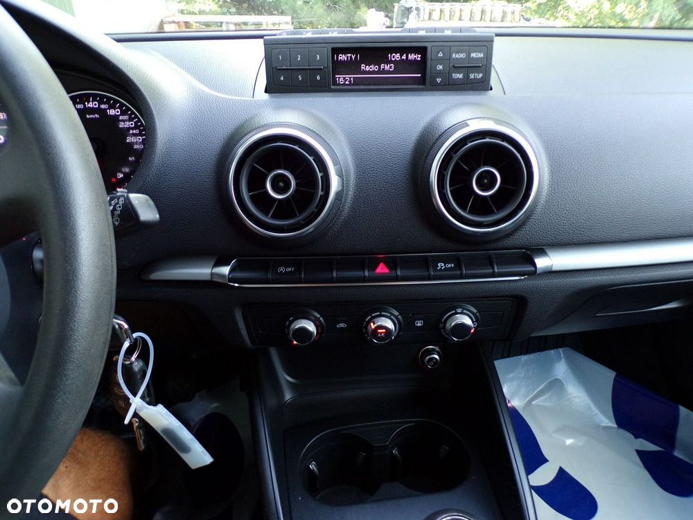Audi A3 Sportback - 21