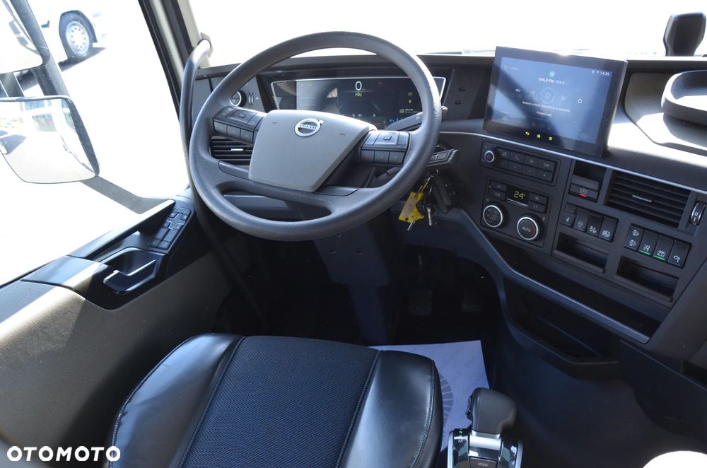 Volvo FH 500 XL / 2023 / PRZEBIEG 167000 KM / NEW I-SAVE / LED / KLIMA P. / 3247 - 19
