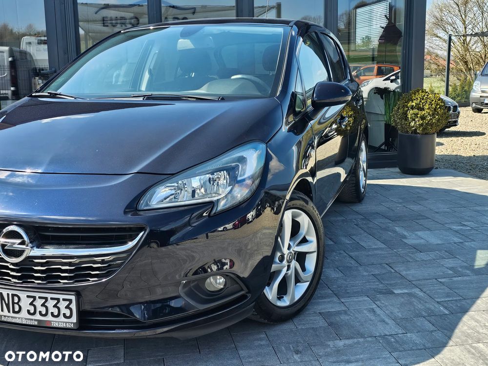Opel Corsa 1.4 16V Cosmo - 12