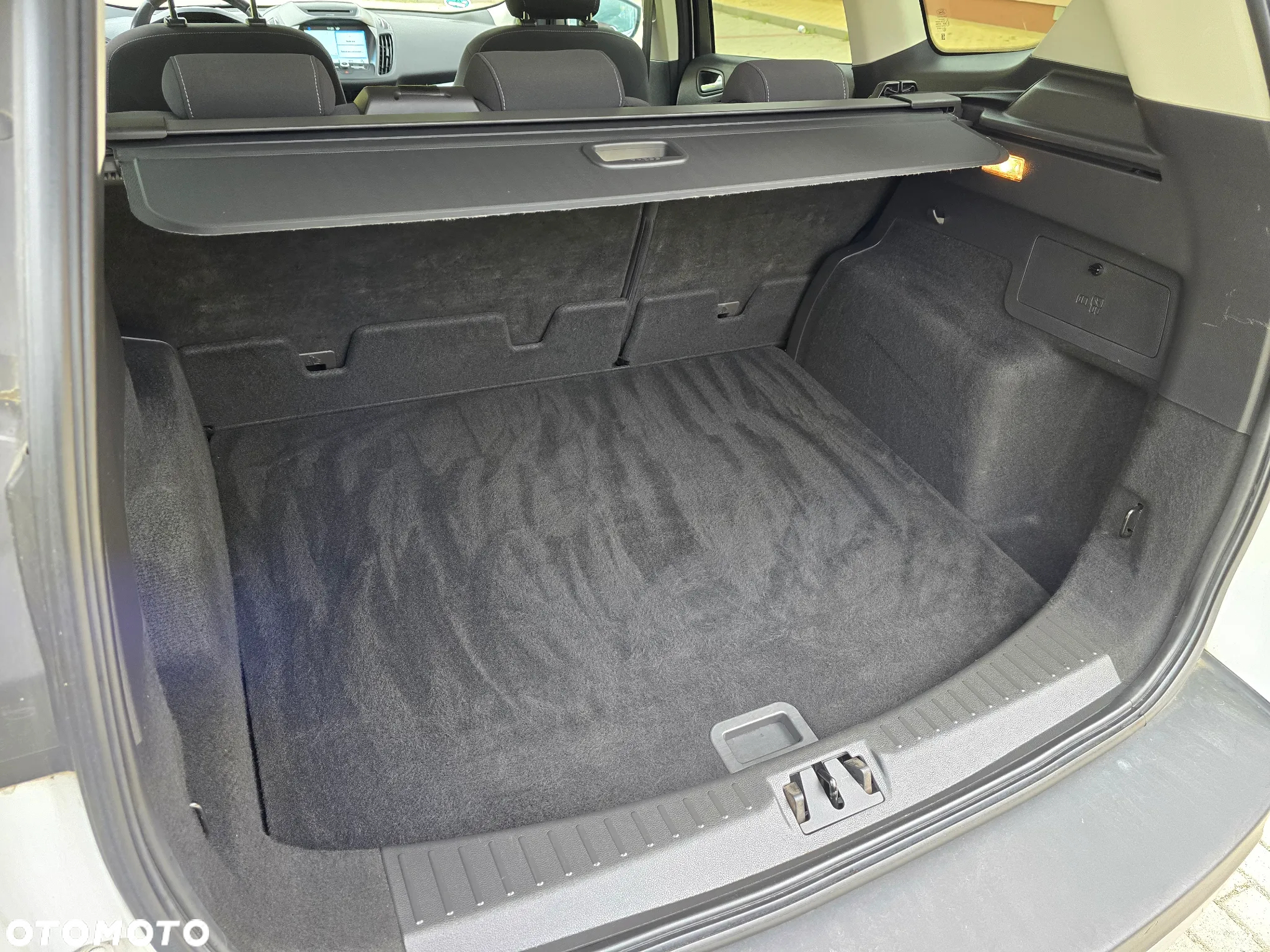 Ford Kuga 1.5 EcoBoost 2x4 SYNC - 29