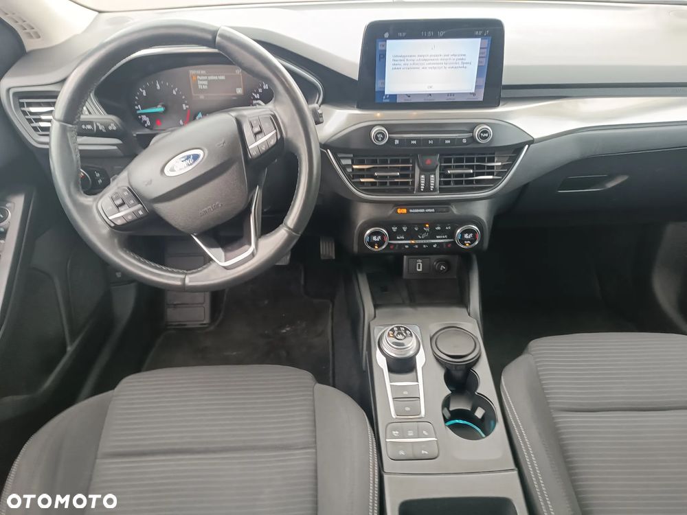 Ford Focus 1.5 EcoBlue Start-Stopp-System TITANIUM - 16