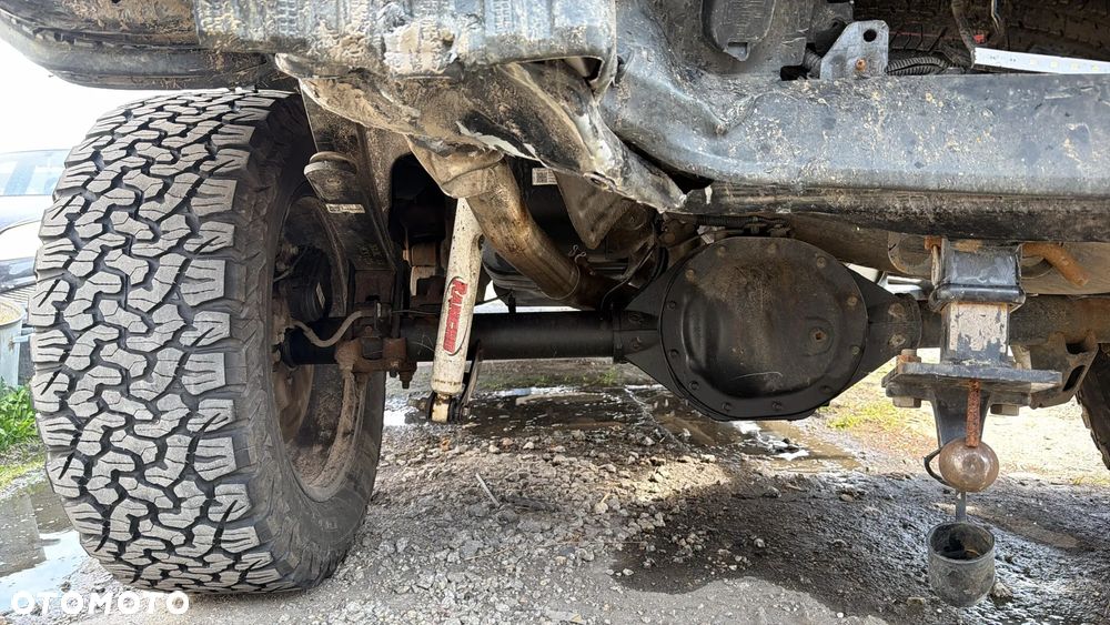 Chevrolet Silverado - 26