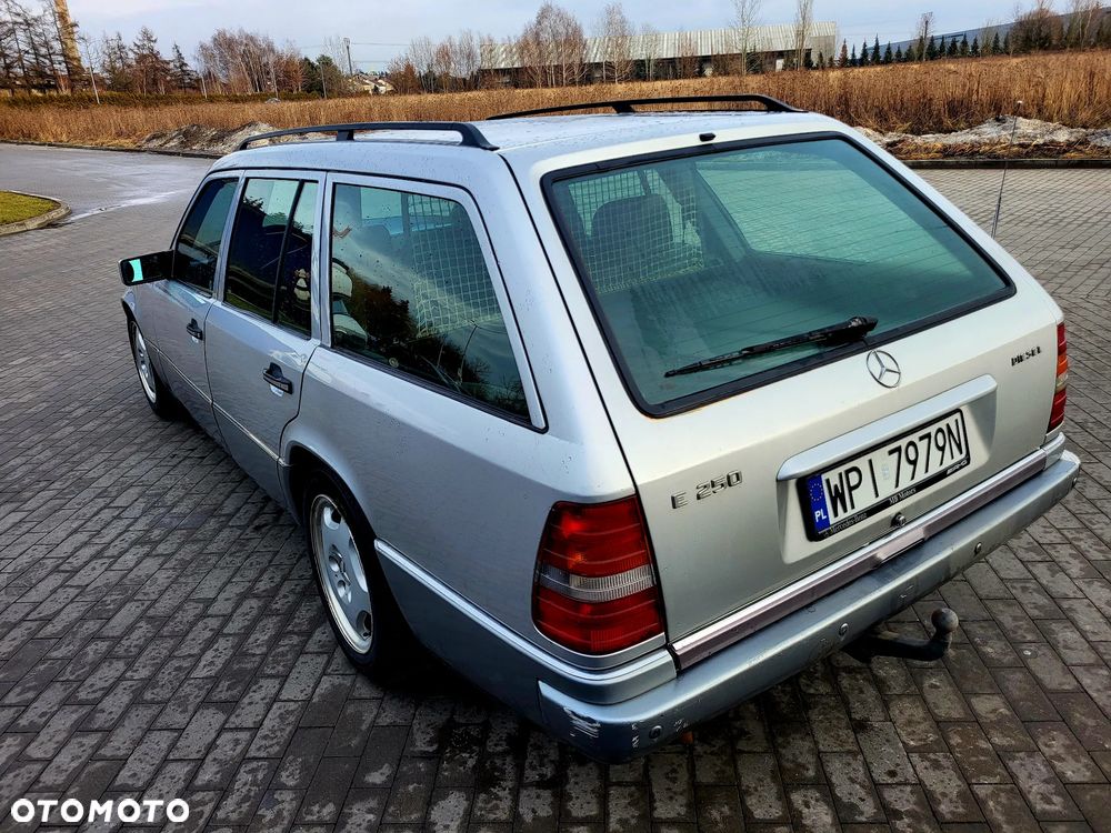 Mercedes-Benz Klasa E - 7