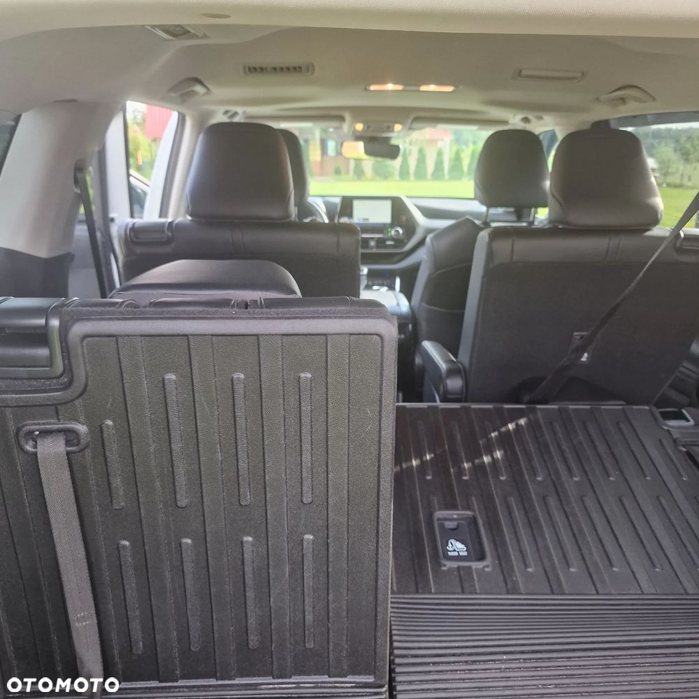 Toyota Highlander 2.5 Hybrid Comfort - 21
