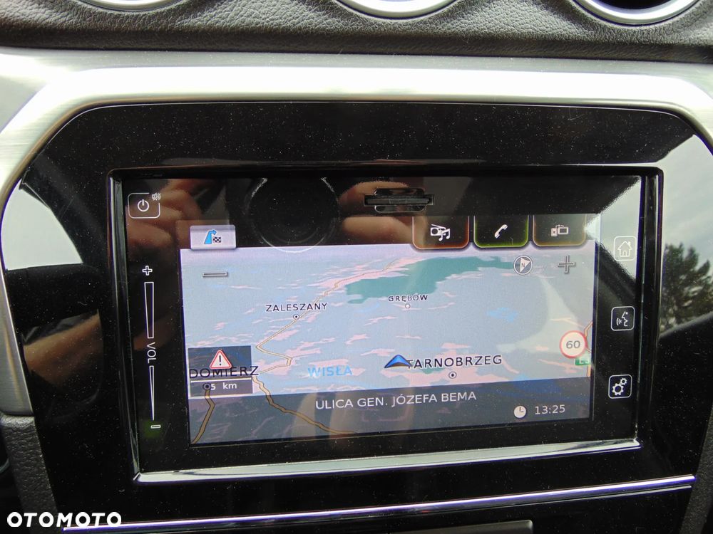 Suzuki Vitara 1.6 DDiS (4x4) Allgrip Comfort - 23