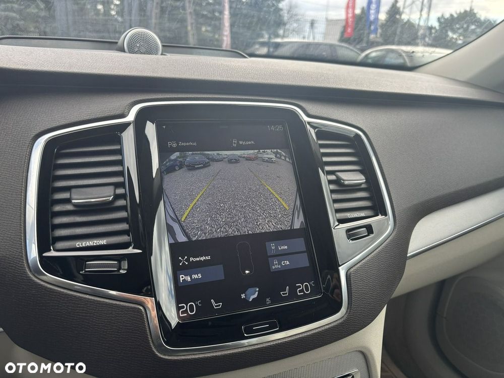 Volvo XC 90 - 27