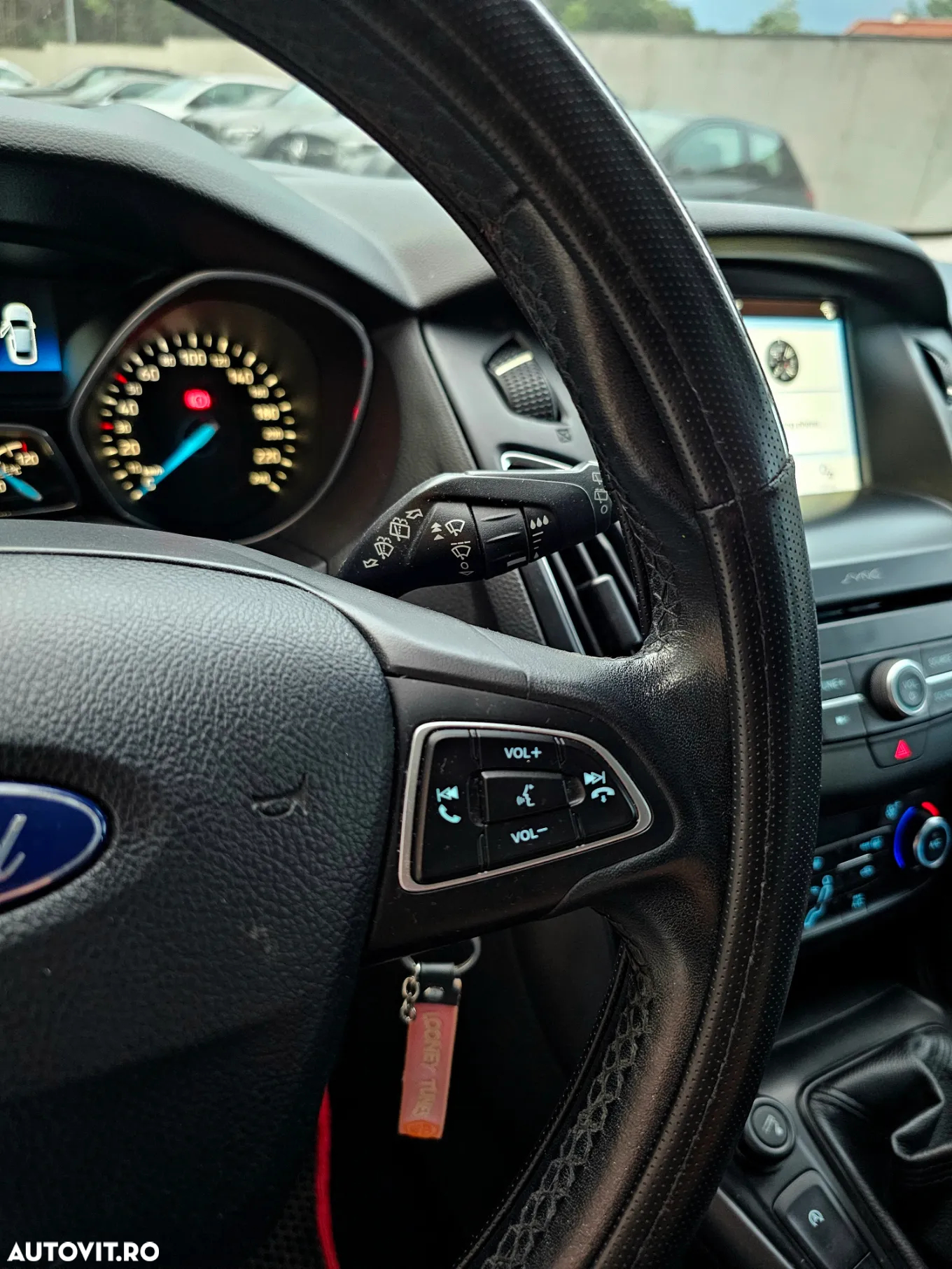 Ford Focus 1.0 EcoBoost Trend - 18