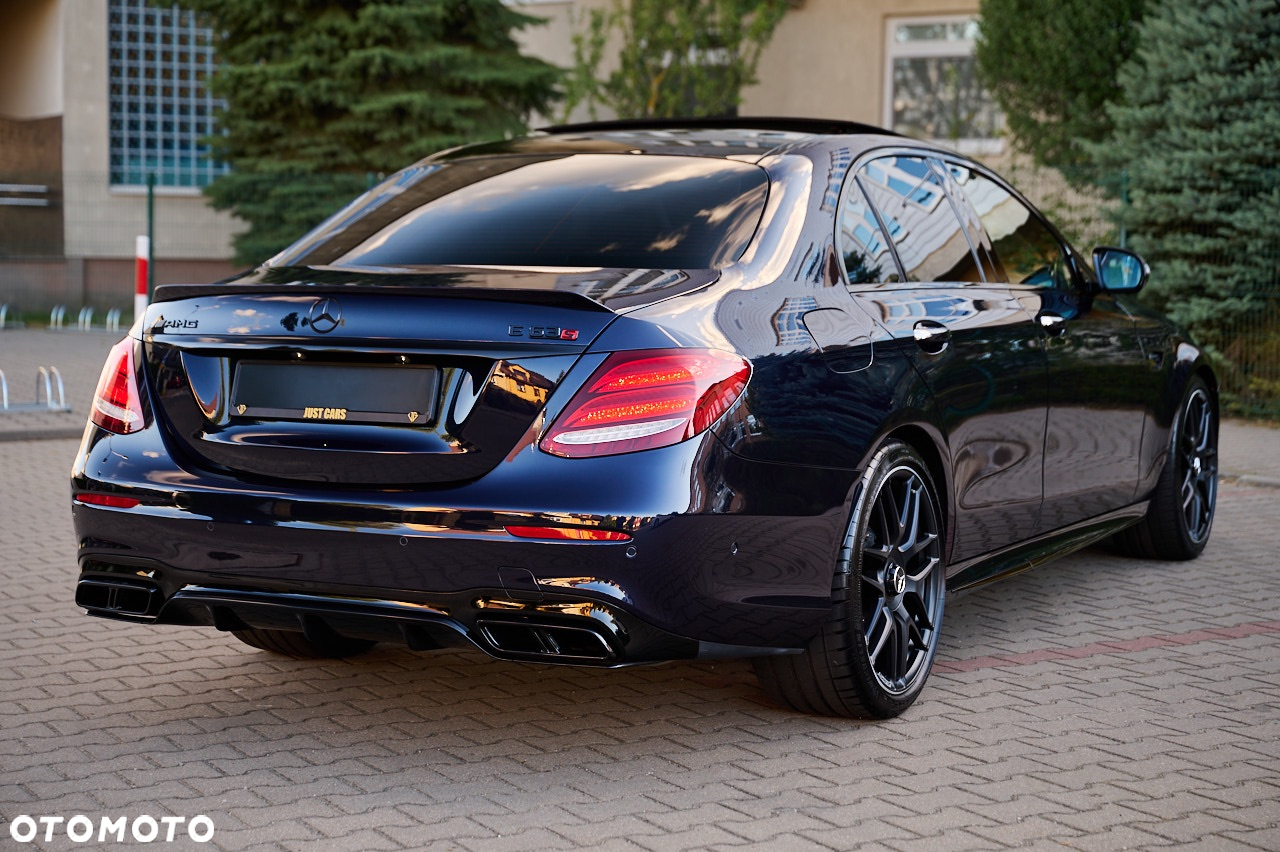 Mercedes-Benz Klasa E AMG 63 S 4-Matic+ - 12