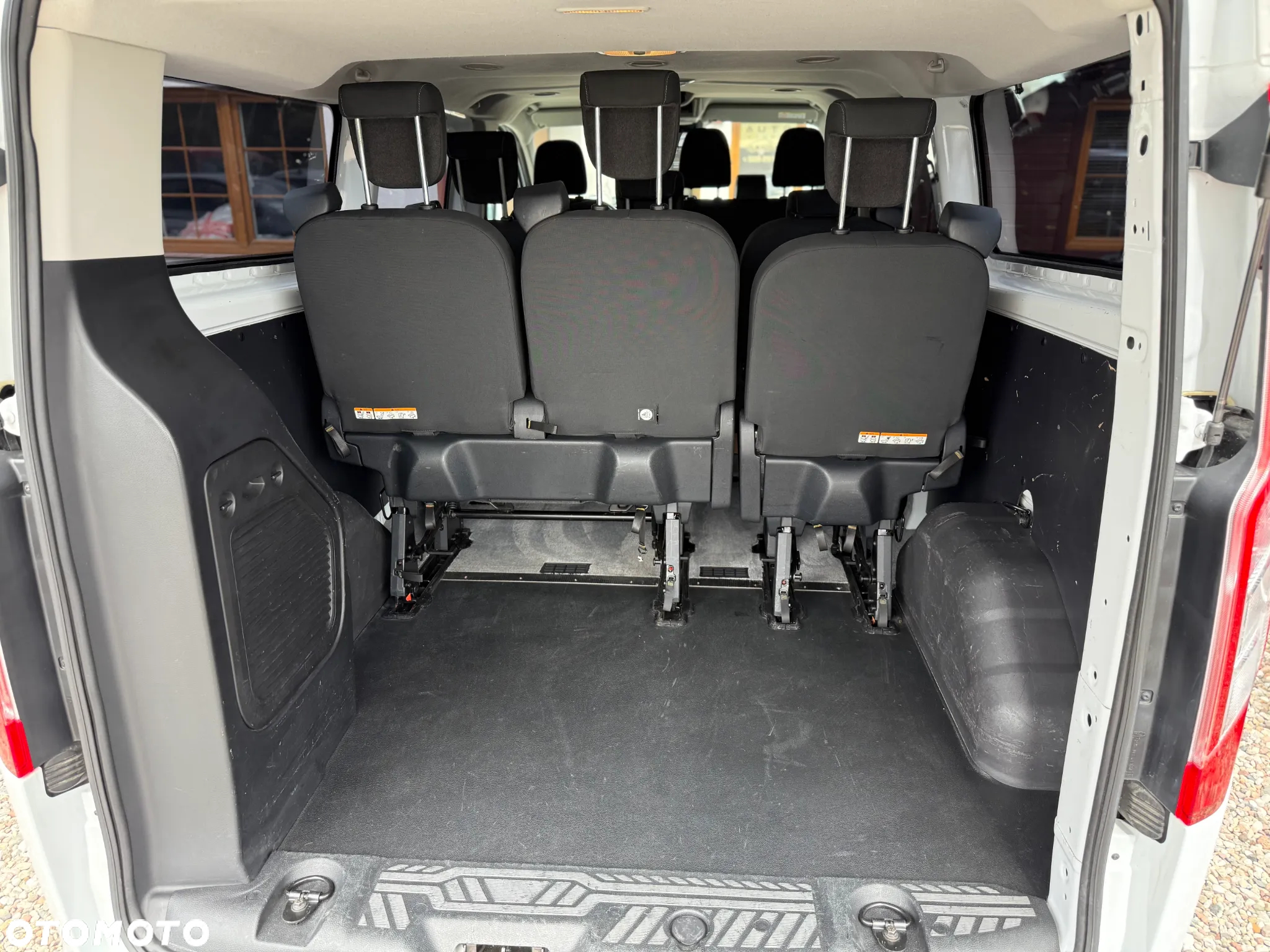 Ford Transit Custom 340 L2H2 VA Autm Nugget Plus - 31