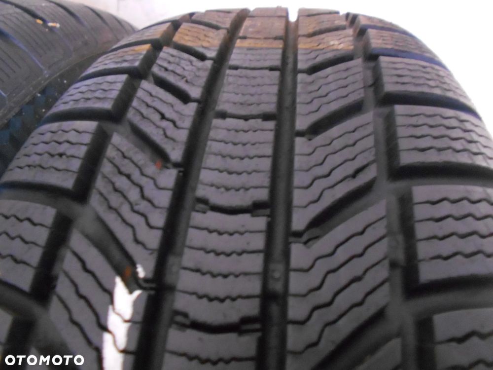OPONY 215/65R17 CONTINENTAL WINTERCONTACT TS 870P SEAL DOT 1921 8.3MM - 4