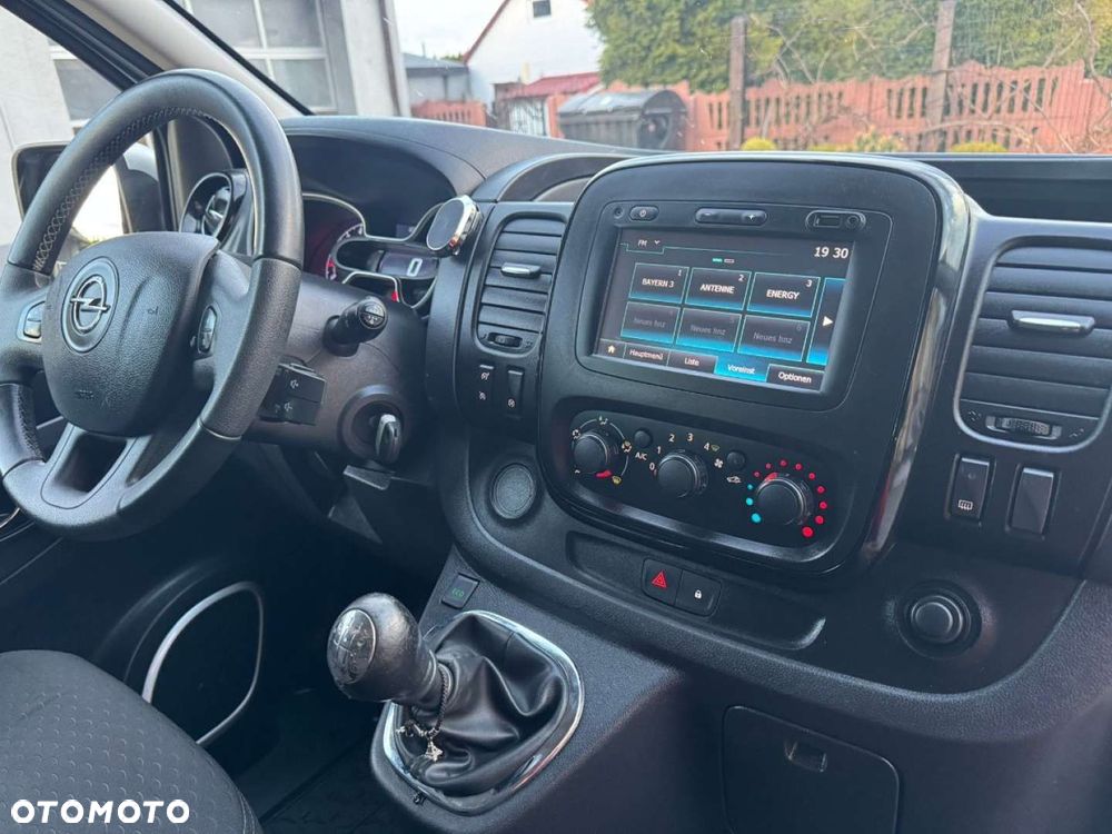 Opel Vivaro - 39