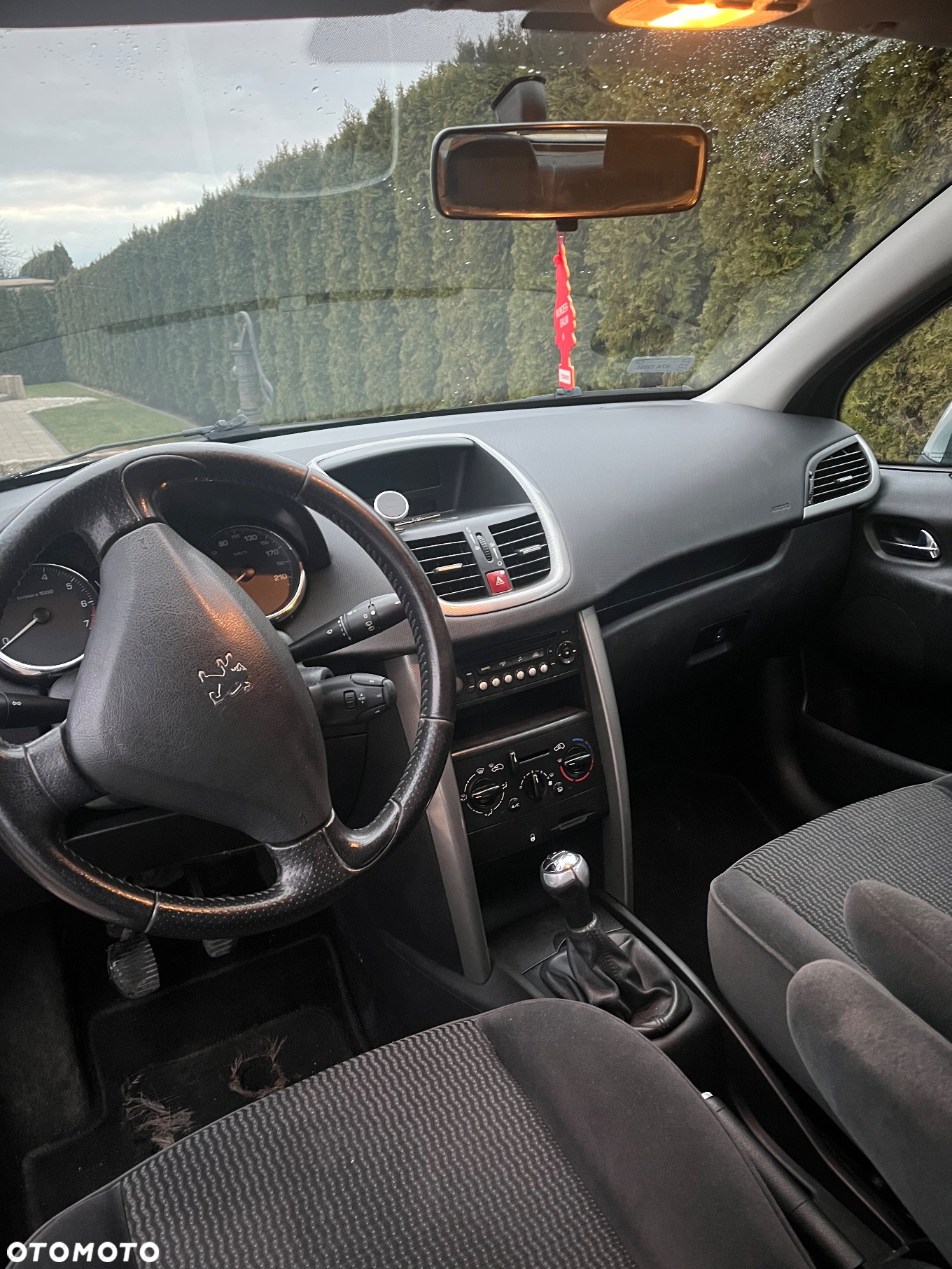 Peugeot 207 - 2