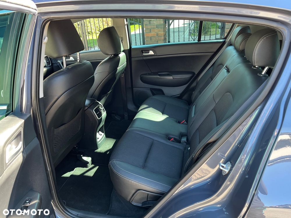 Kia Sportage 1.6 GDI Business Line 2WD - 26