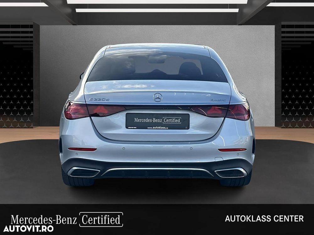 Mercedes-Benz E 220 d 4Matic 9G-TRONIC Edition AMG Line - 4