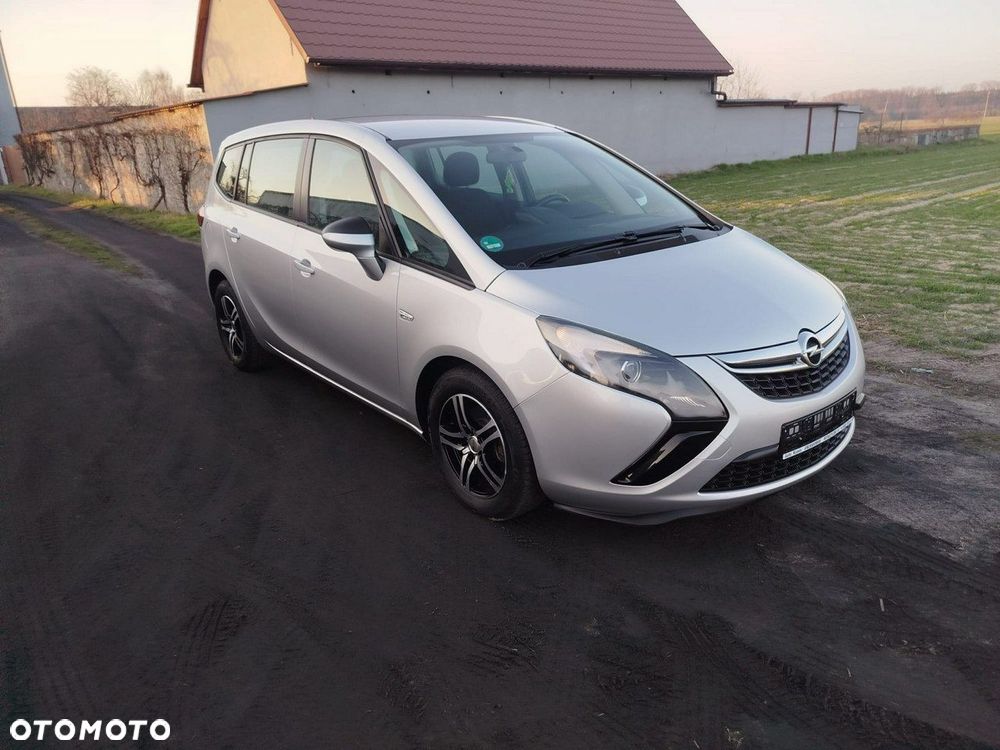 Opel Zafira - 1