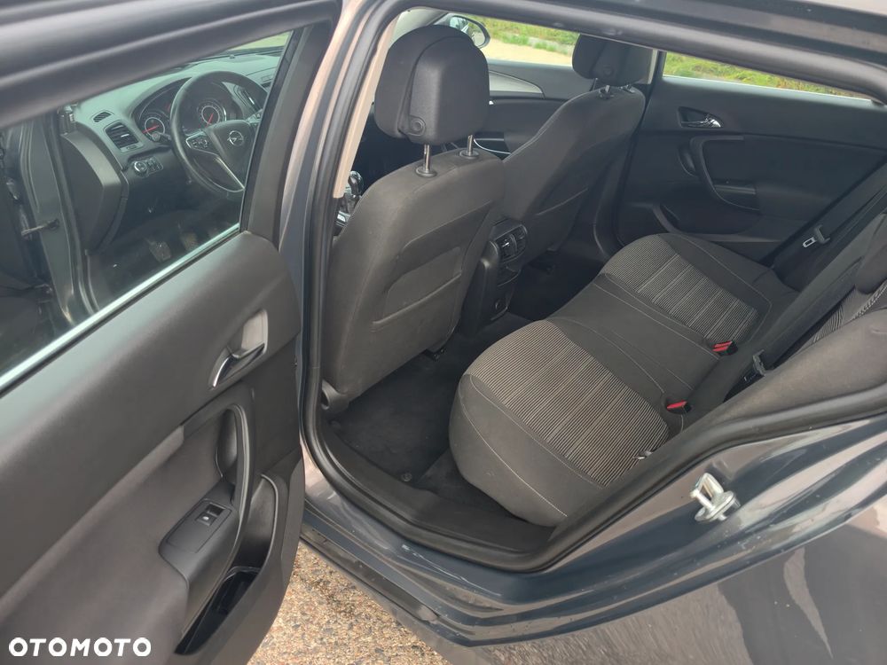Opel Insignia 1.4 T Edition S&S - 8
