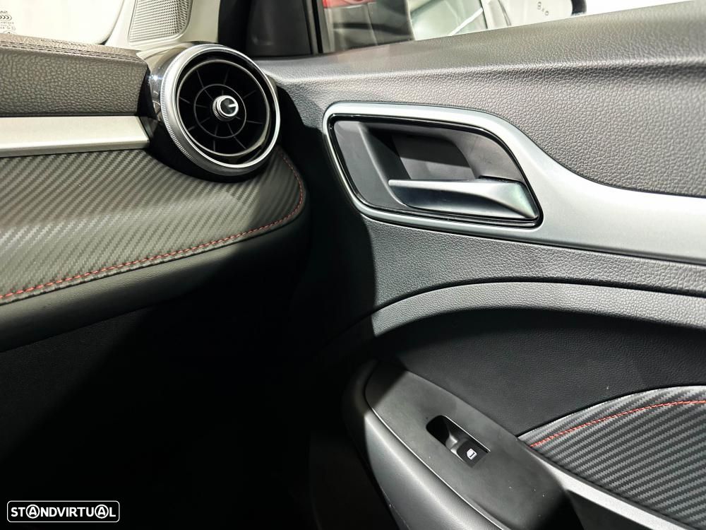 MG ZS EV 50.3 kWh Luxury - 29