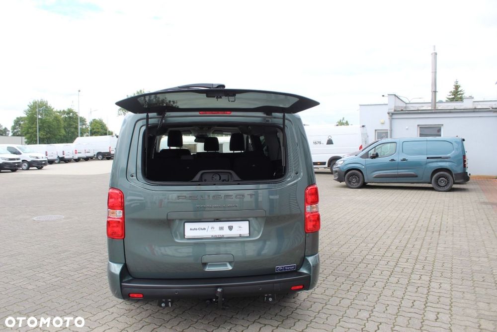 Peugeot Traveller - 10
