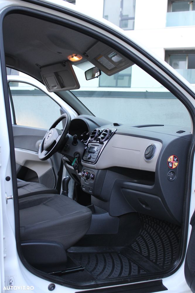 Dacia Lodgy 1.5 dCi 90 CP Laureate - 13