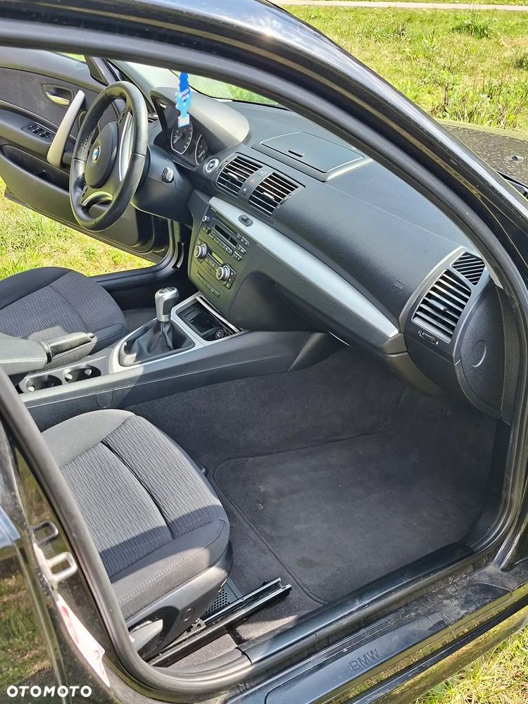 BMW Seria 1 - 12