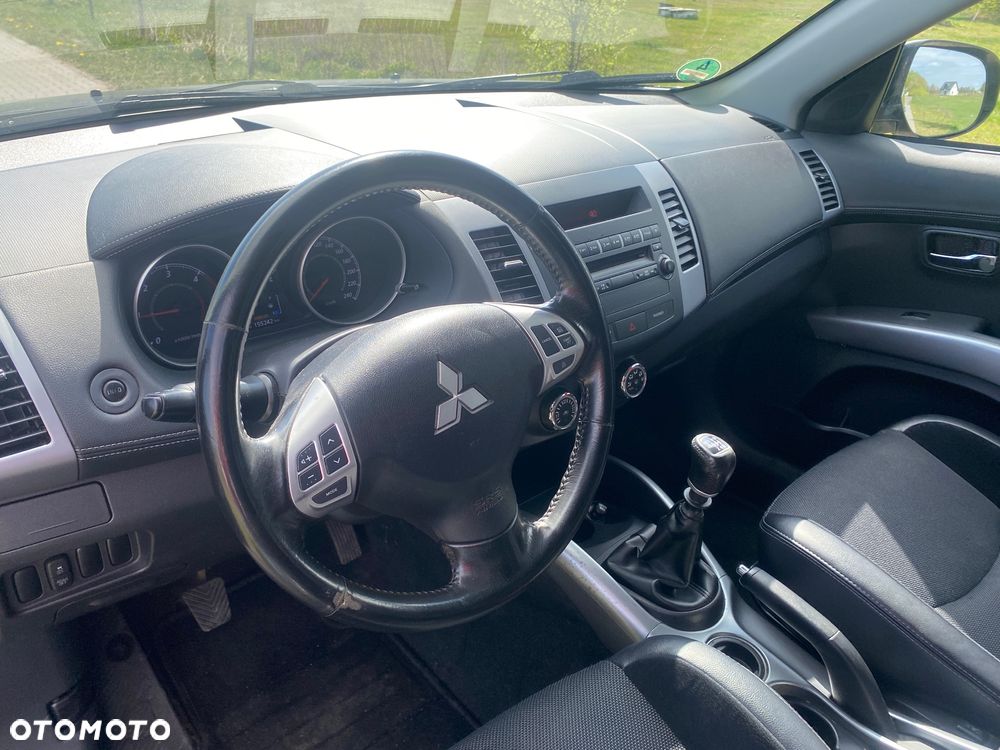 Mitsubishi Outlander 2.2 DI-D ClearTec 2WD Invite - 17