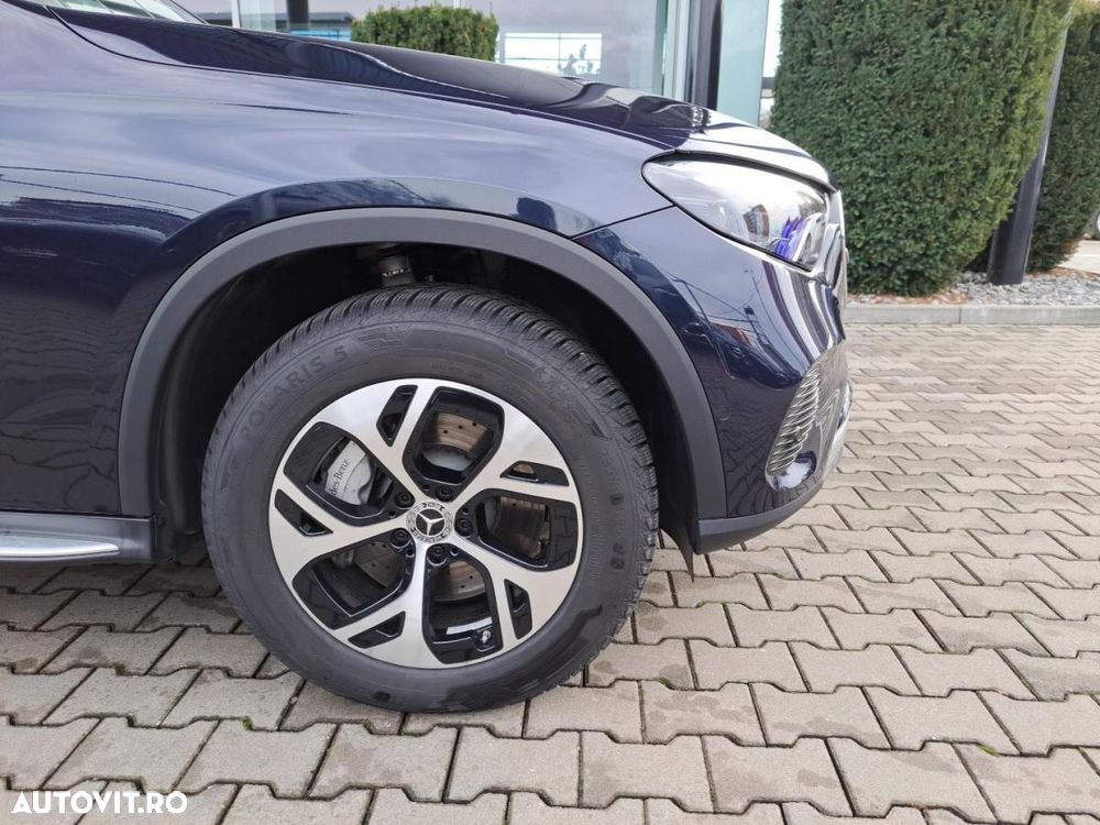 Mercedes-Benz GLC 300 e 4MATIC PHEV - 14