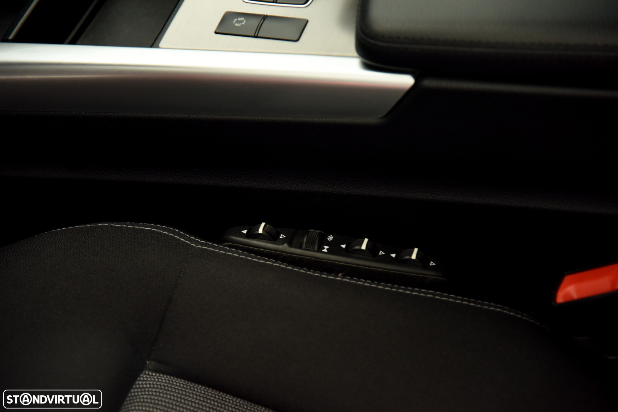 Mercedes-Benz E 300 Bluetec Hybrid Avantgarde - 15