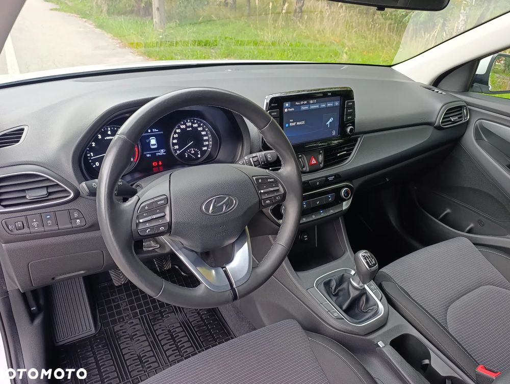 Hyundai i30 1.5 T-GDI 48V Modern - 22