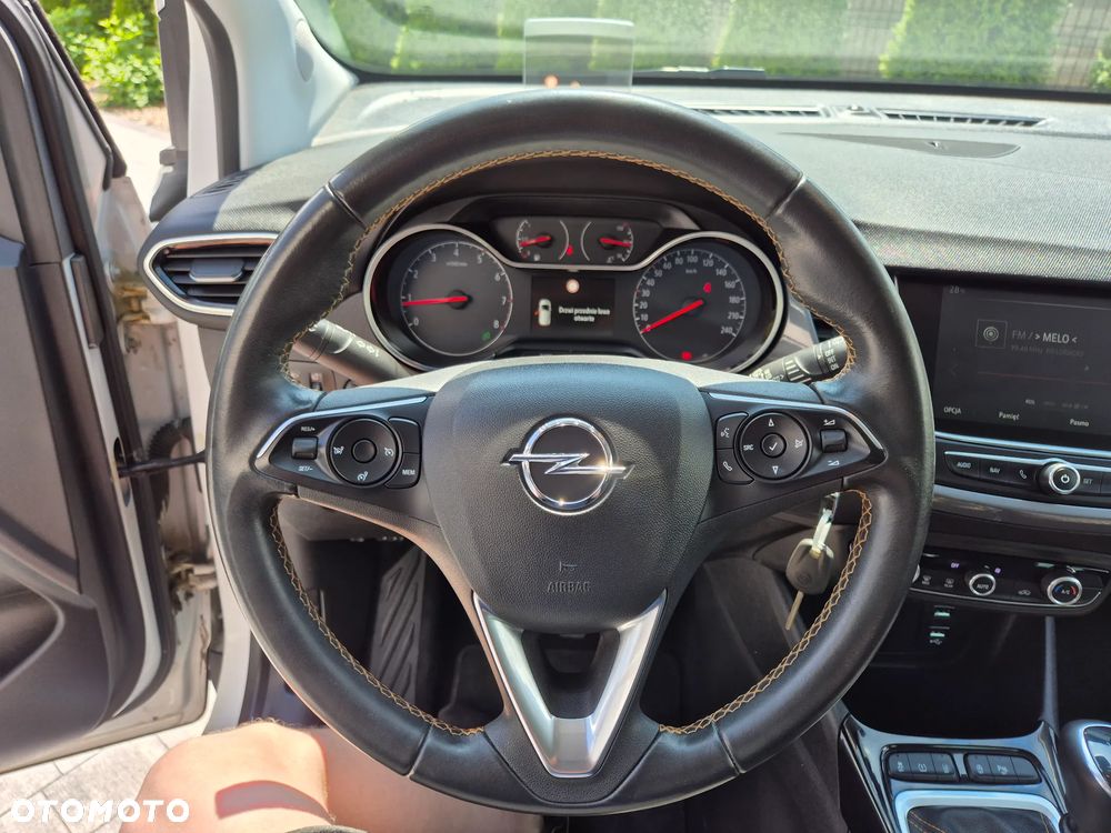 Opel Crossland X 1.5 CDTI Design Line S&S - 24