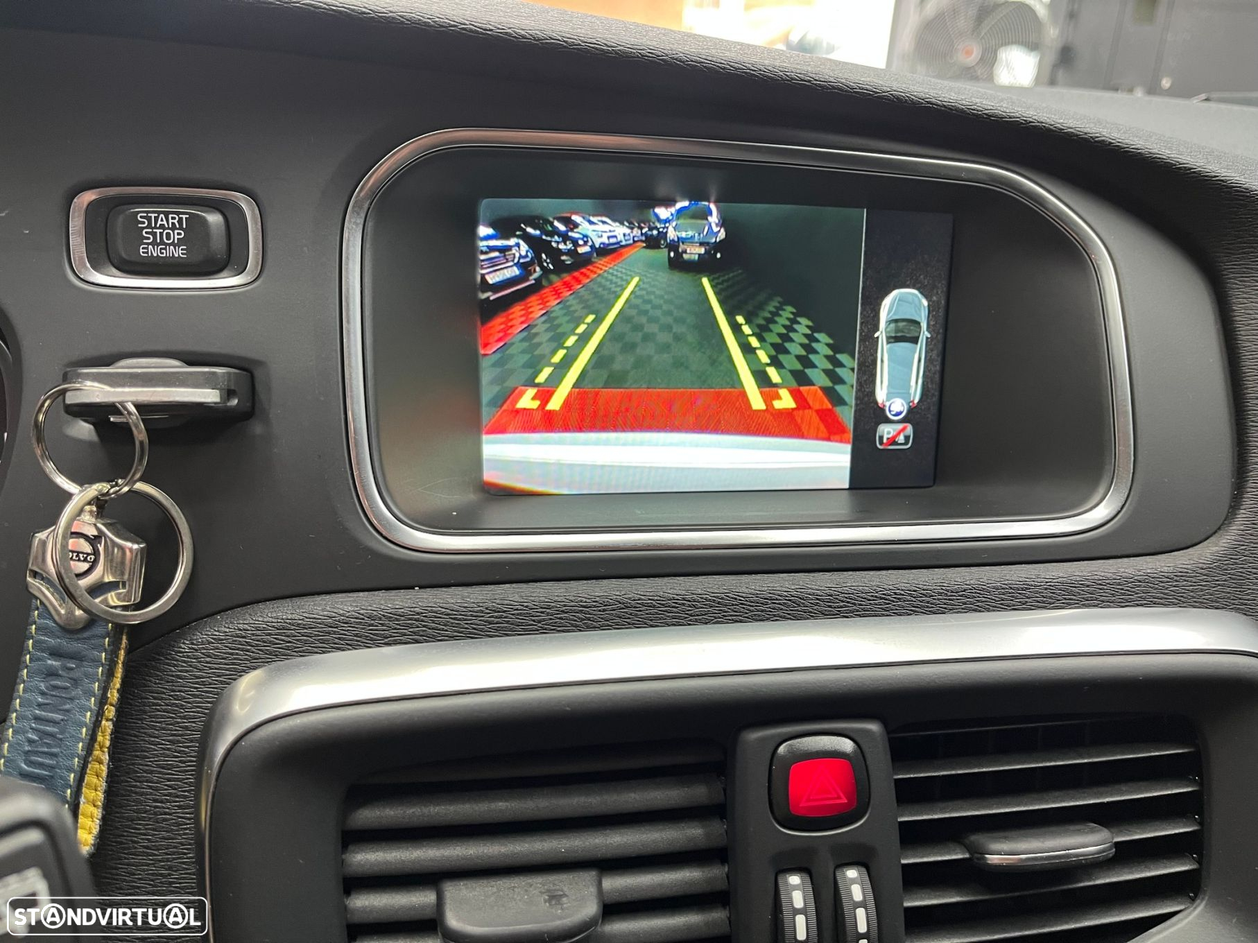 Volvo V40 Cross Country 1.6 D2 VOR Powershift - 13