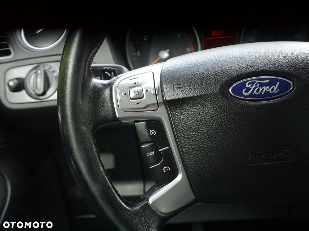 Ford Galaxy 2.0 TDCi Titanium - 30