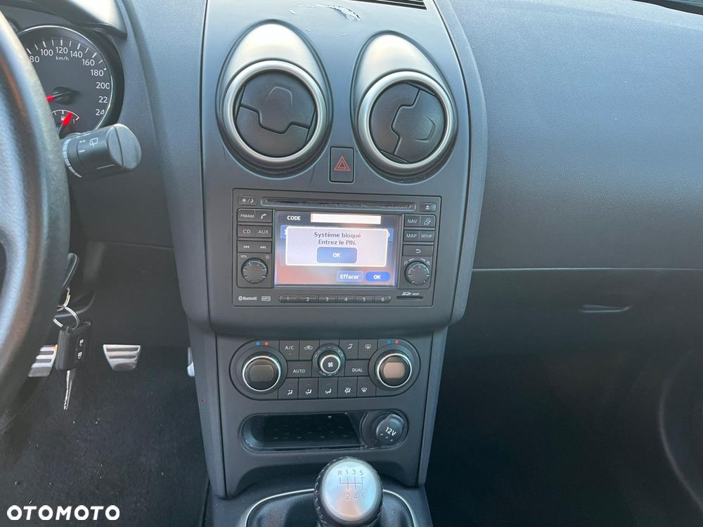 Nissan Qashqai - 11