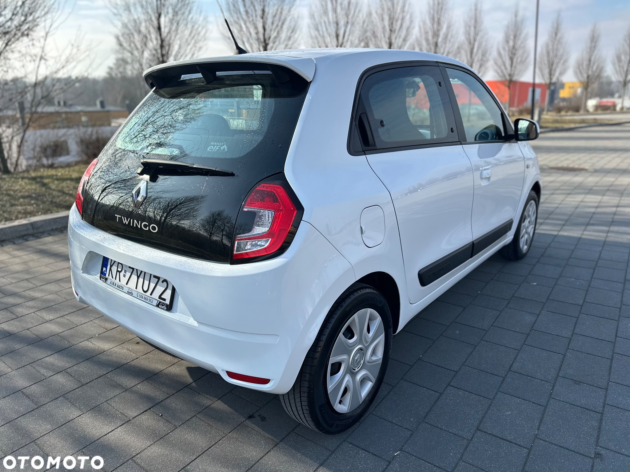 Renault Twingo SCe 70 Intens EU6 - 27
